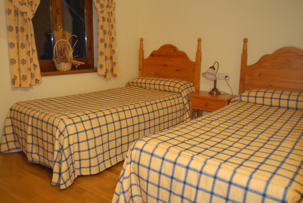 Отель Casa Es Neres Лес Номер фото